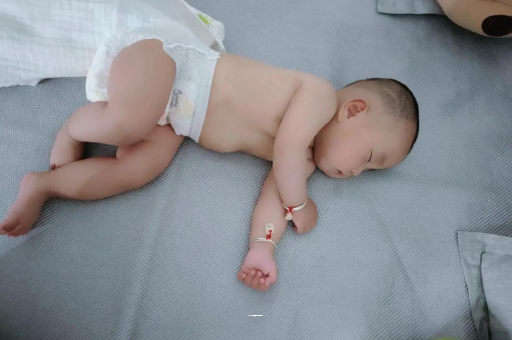 十堰宝宝发烧可以喝牛奶吗